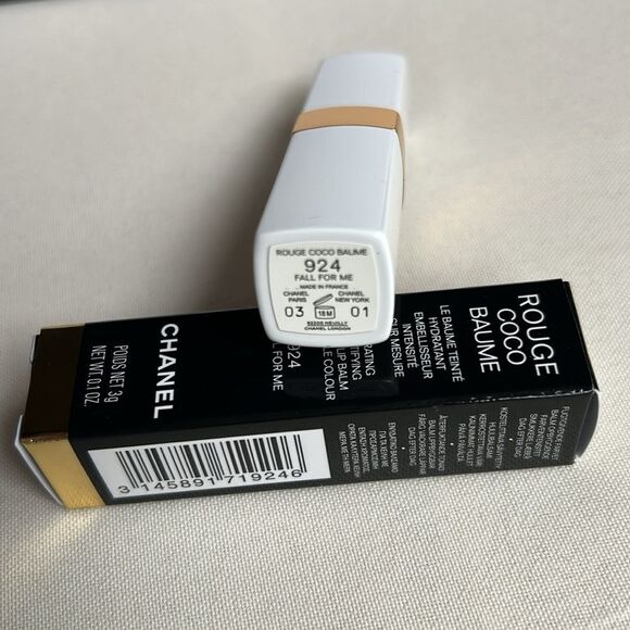 CHANEL Rouge Coco Baume Fall For Me Timted Lip balm - Picture 7 of 12